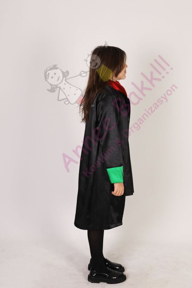Avukat Cübbesi, Kız-Erkek Çocukları İçin Avukat Kostümü